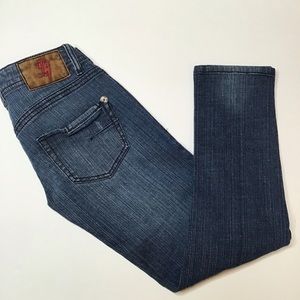 Cropped ankle jean